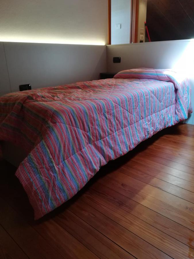 Casa Lorena 代森扎诺-德尔加达 外观 照片